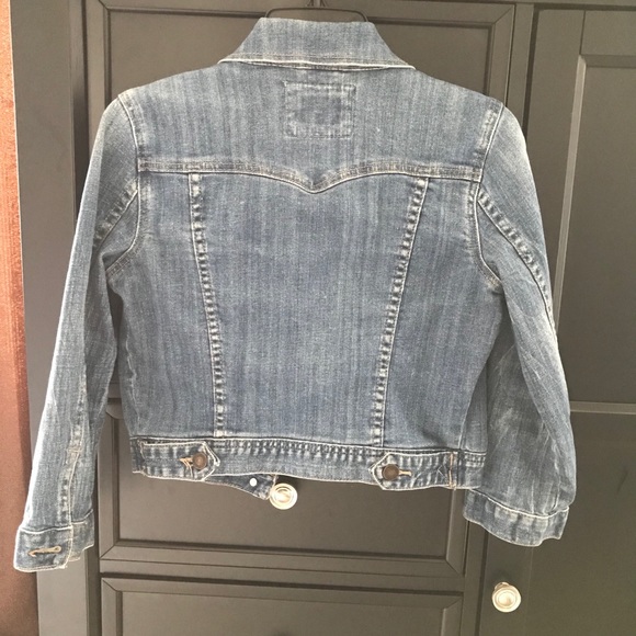 Cropped denim jean jacket fits xs-small not medium - Picture 2 of 10